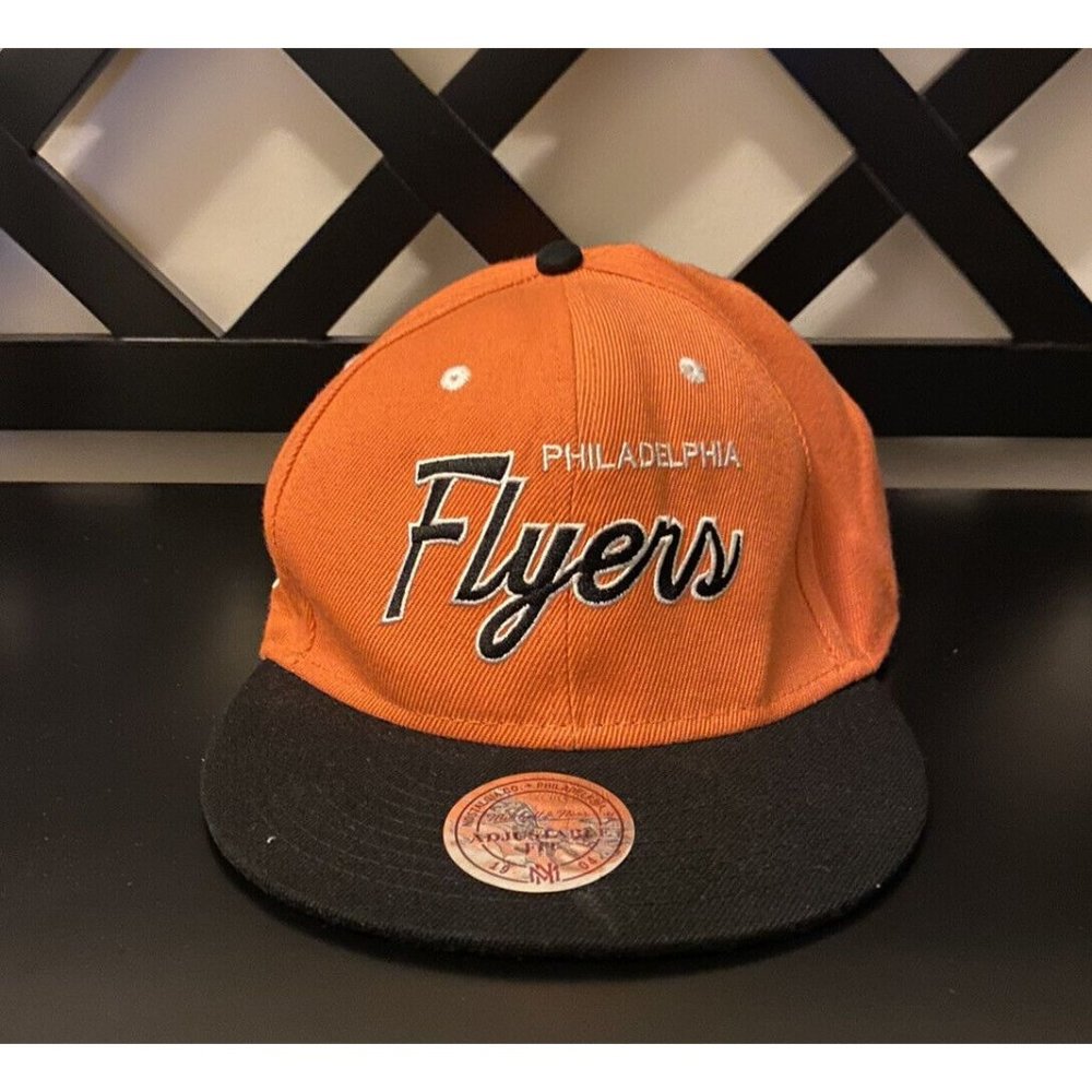 Mitchell and Ness Philadelphia Flyers Script snapback hat